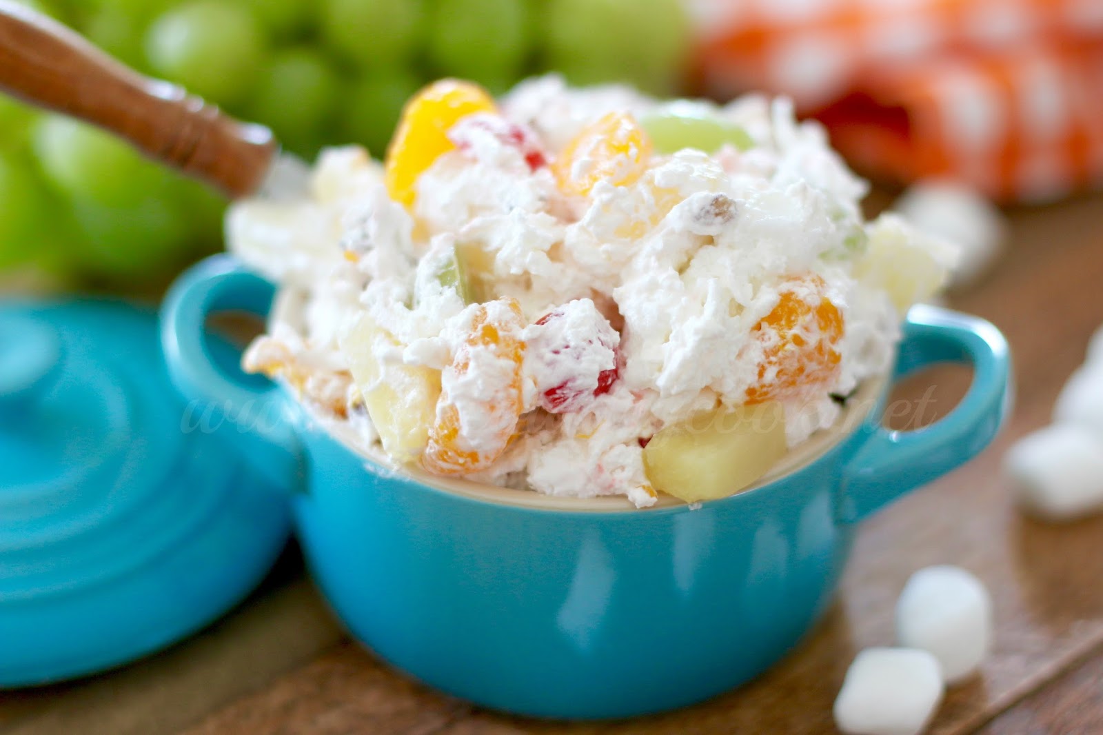 24 hour fruit salad with marshmallows and sour cream